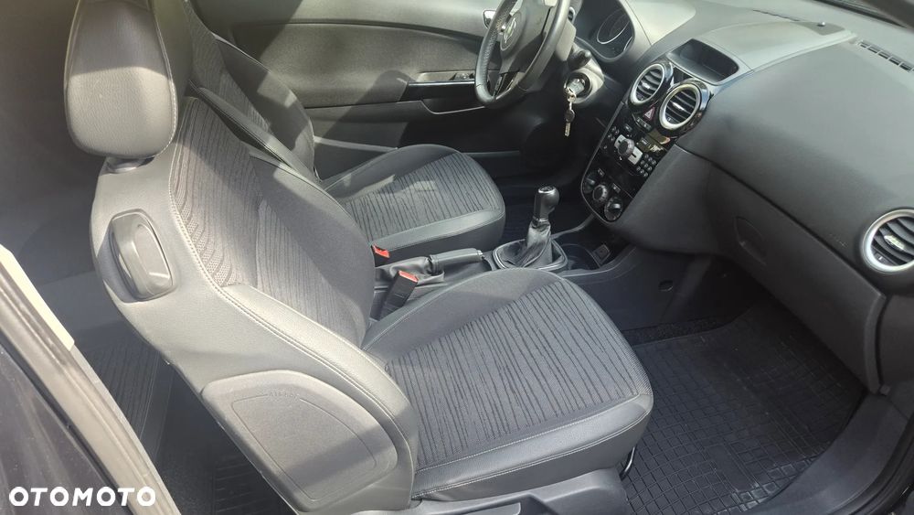 Opel Corsa - 7