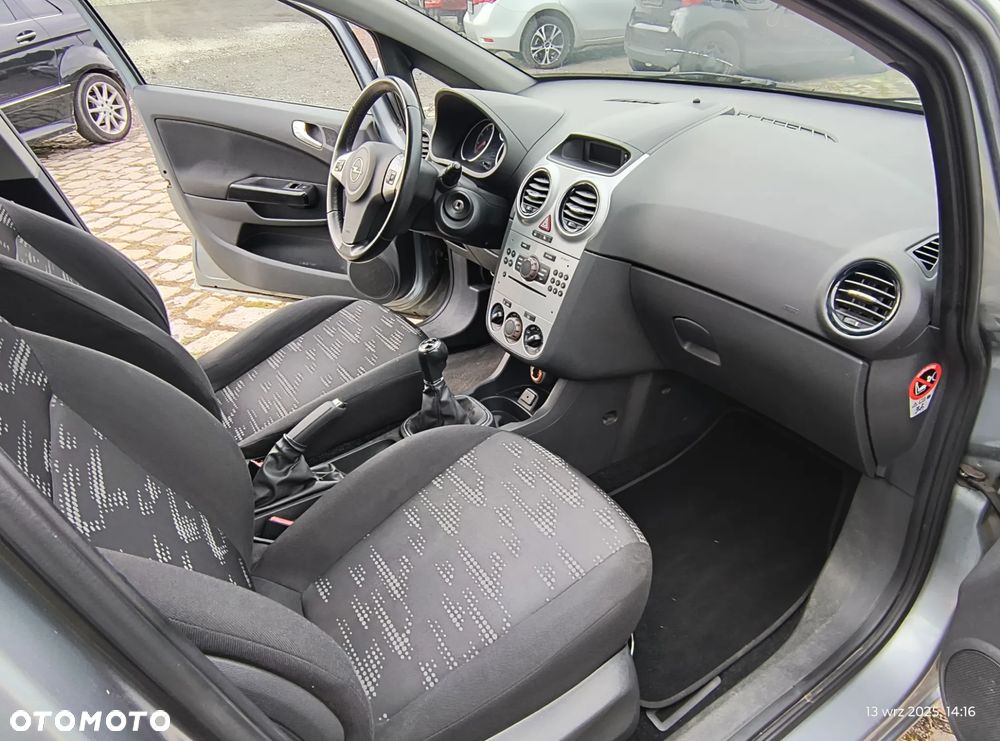 Opel Corsa 1.2 16V Enjoy - 6