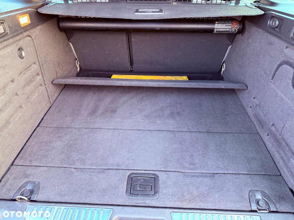 Renault Laguna dCi 150 FAP Bose - 29