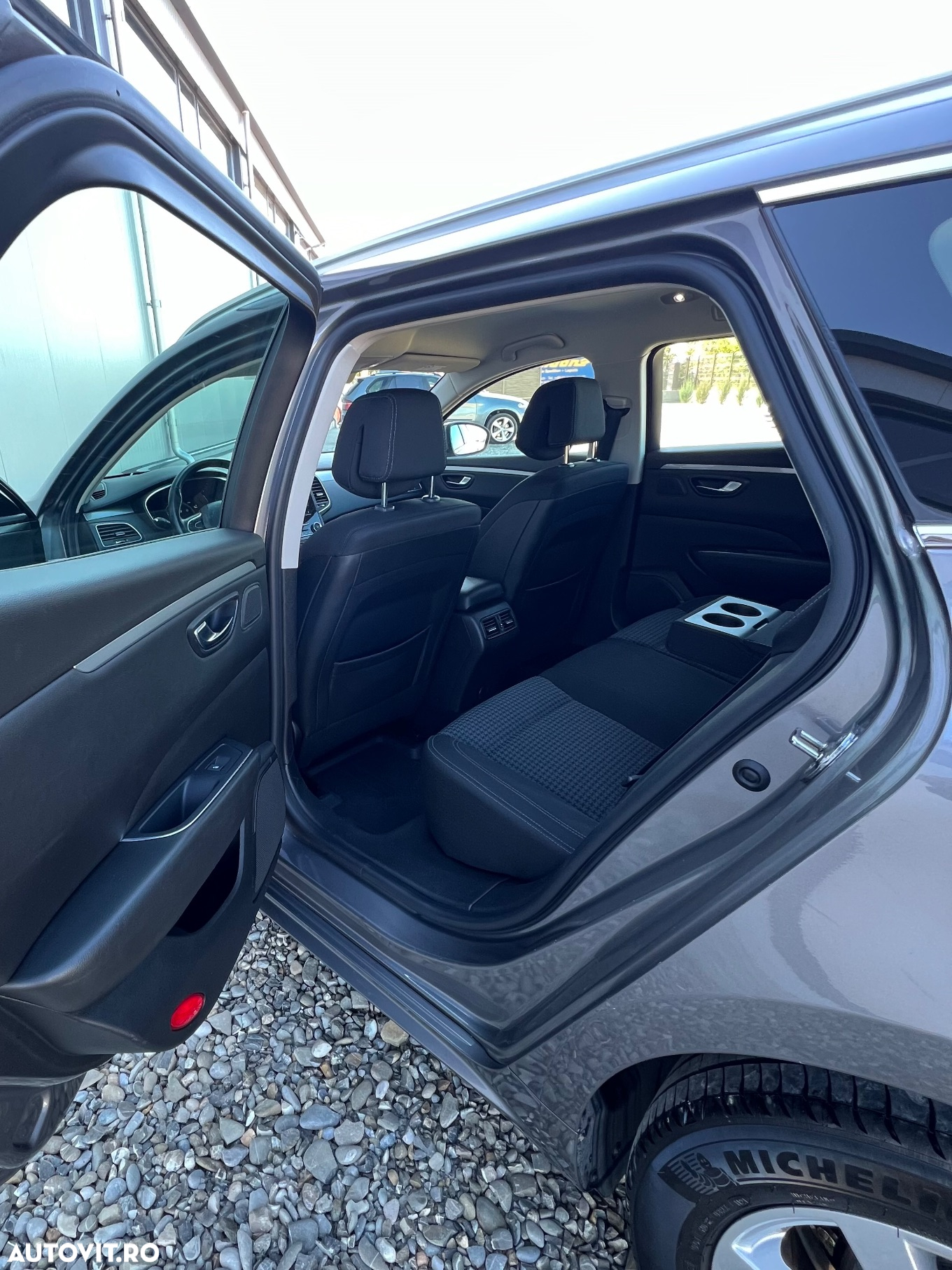 Renault Talisman Grandtour ENERGY dCi 130 Business - 12