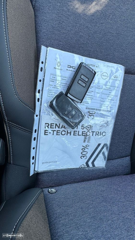 Renault 5 E-Tech 40 kWh Techno Autonomia Urbana - 38