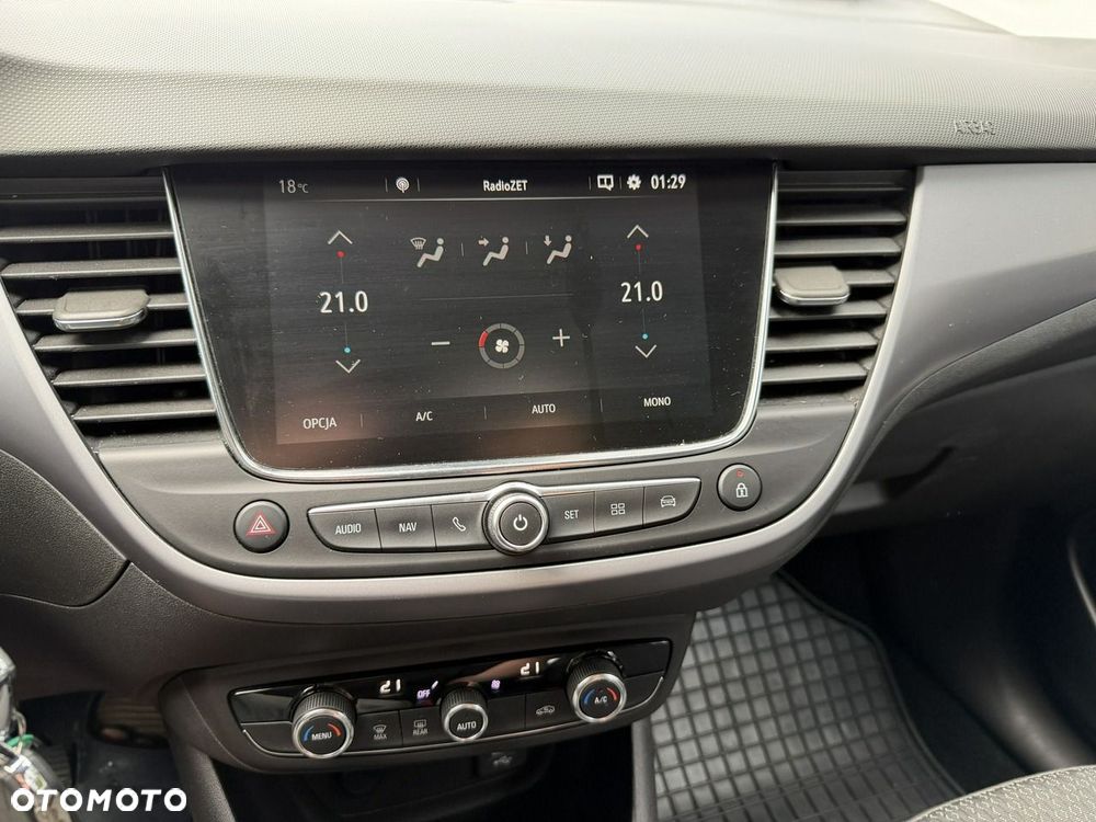 Opel Crossland X - 17