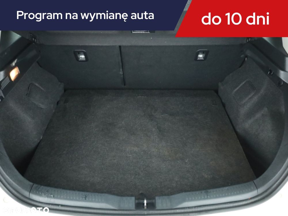 Toyota Auris - 18