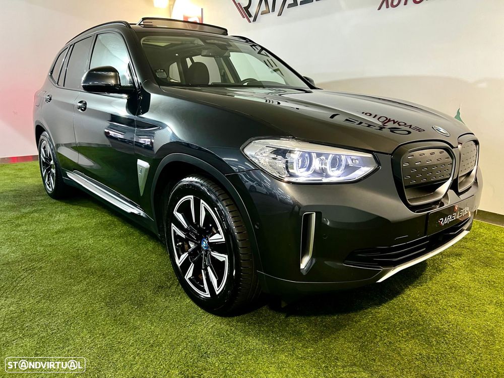 BMW iX3 Impressive - 12