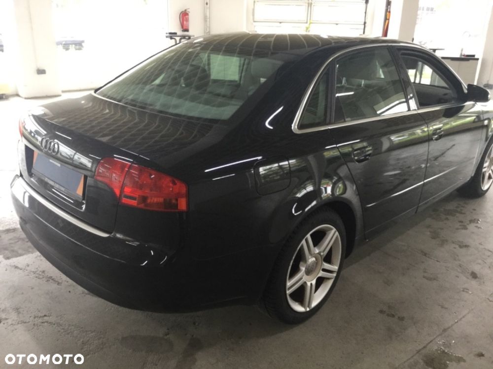 Audi A4 Limousine 1.6 - 2