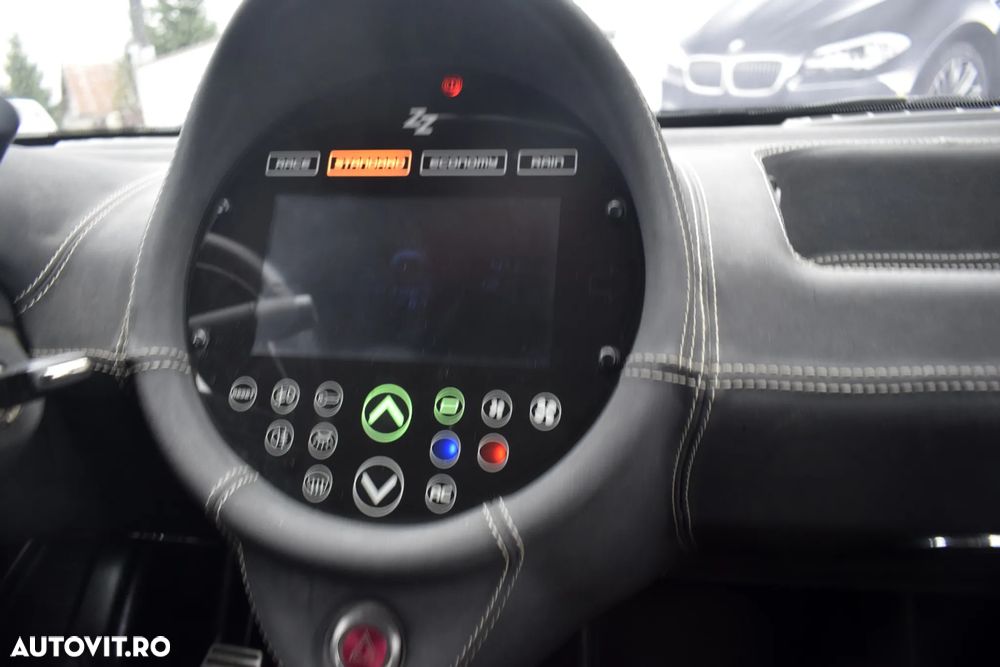 Tazzari Zerro EM2 Space - 11