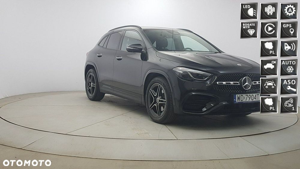 Mercedes-Benz GLA - 1