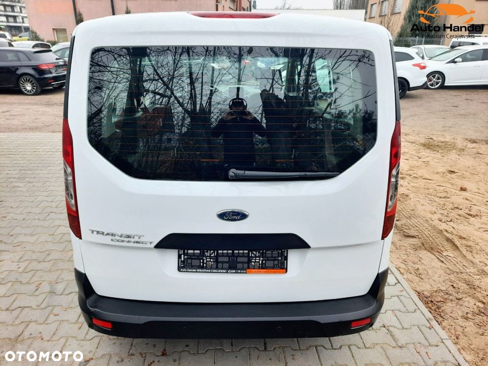 Ford Transit Connect - 9