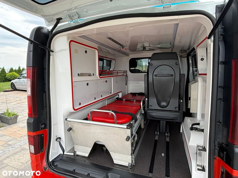 Renault Trafic - 12