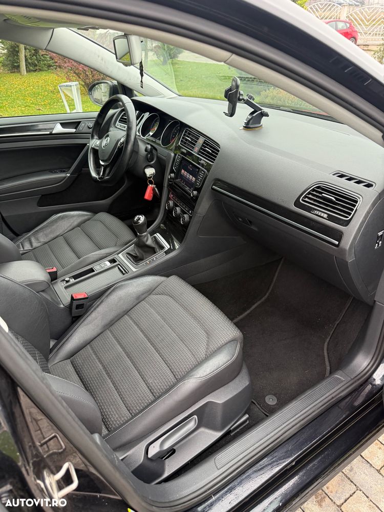 Volkswagen Golf 1.4 TSI BMT Highline - 13