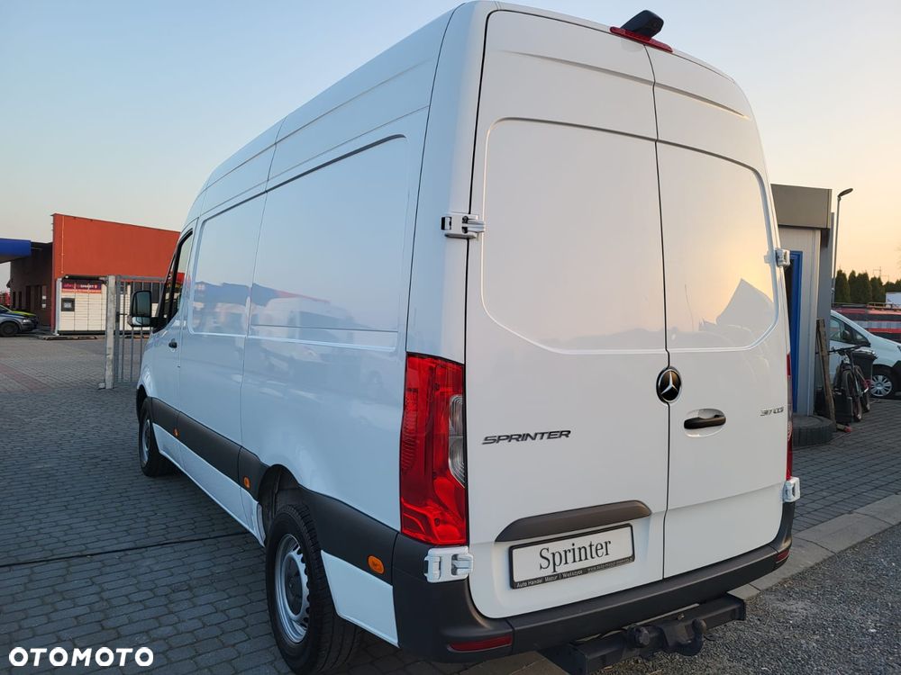 Mercedes-Benz SPRINTER 907 317 CDI-L2 H2 - 19800 KM-ŁADNY-HAK 3500 KG - 4