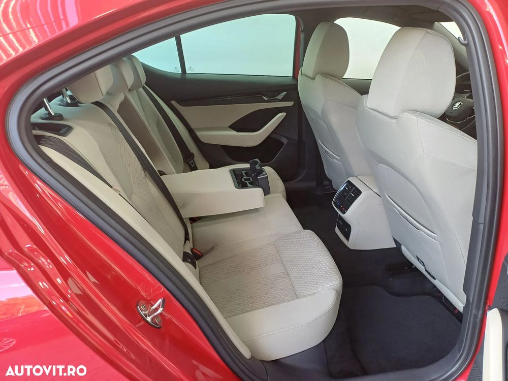 Skoda Octavia 1.5 TSI ACT DSG Style - 35