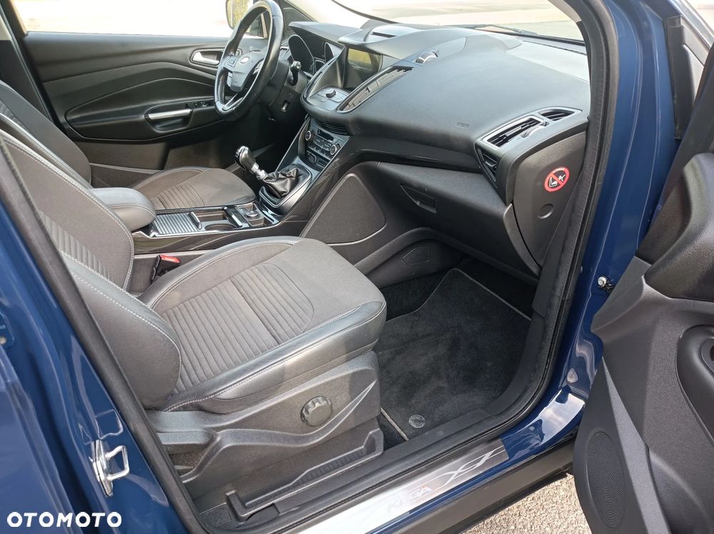 Ford Kuga 2.0 TDCi 2x4 Business Edition - 15