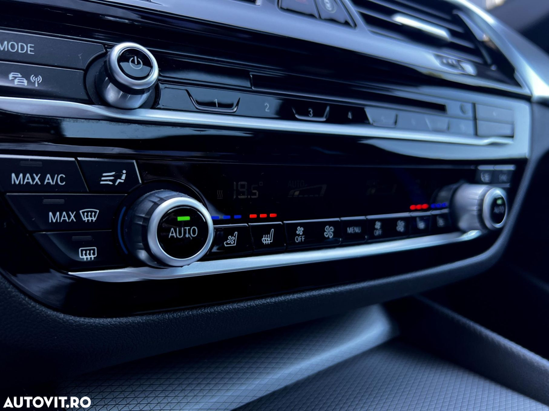BMW Seria 5 520d AT - 11