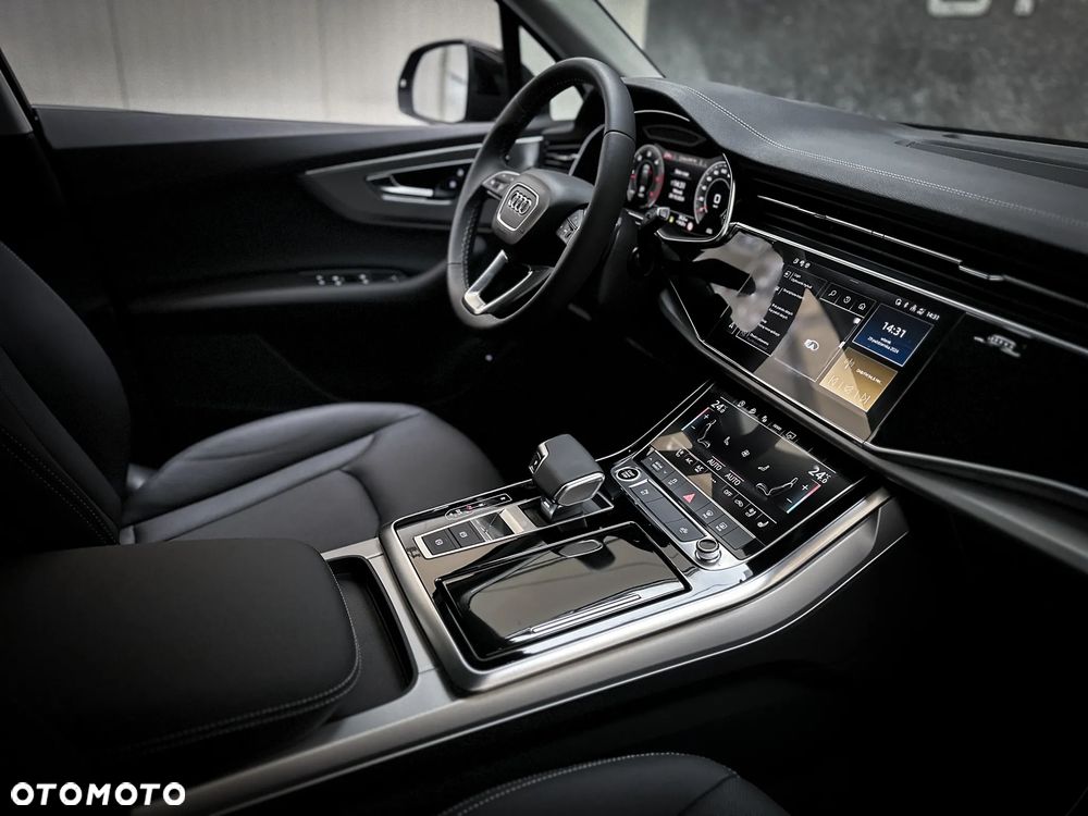 Audi Q7 - 30