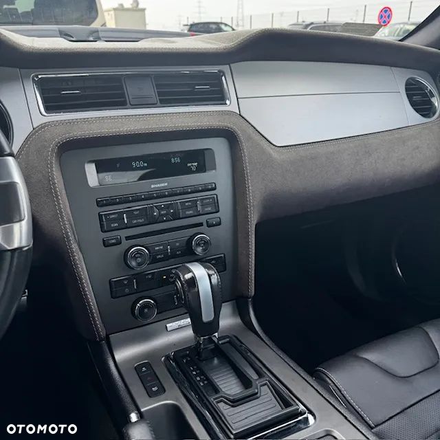 Ford Mustang ver-5-0-v8-gt - 6