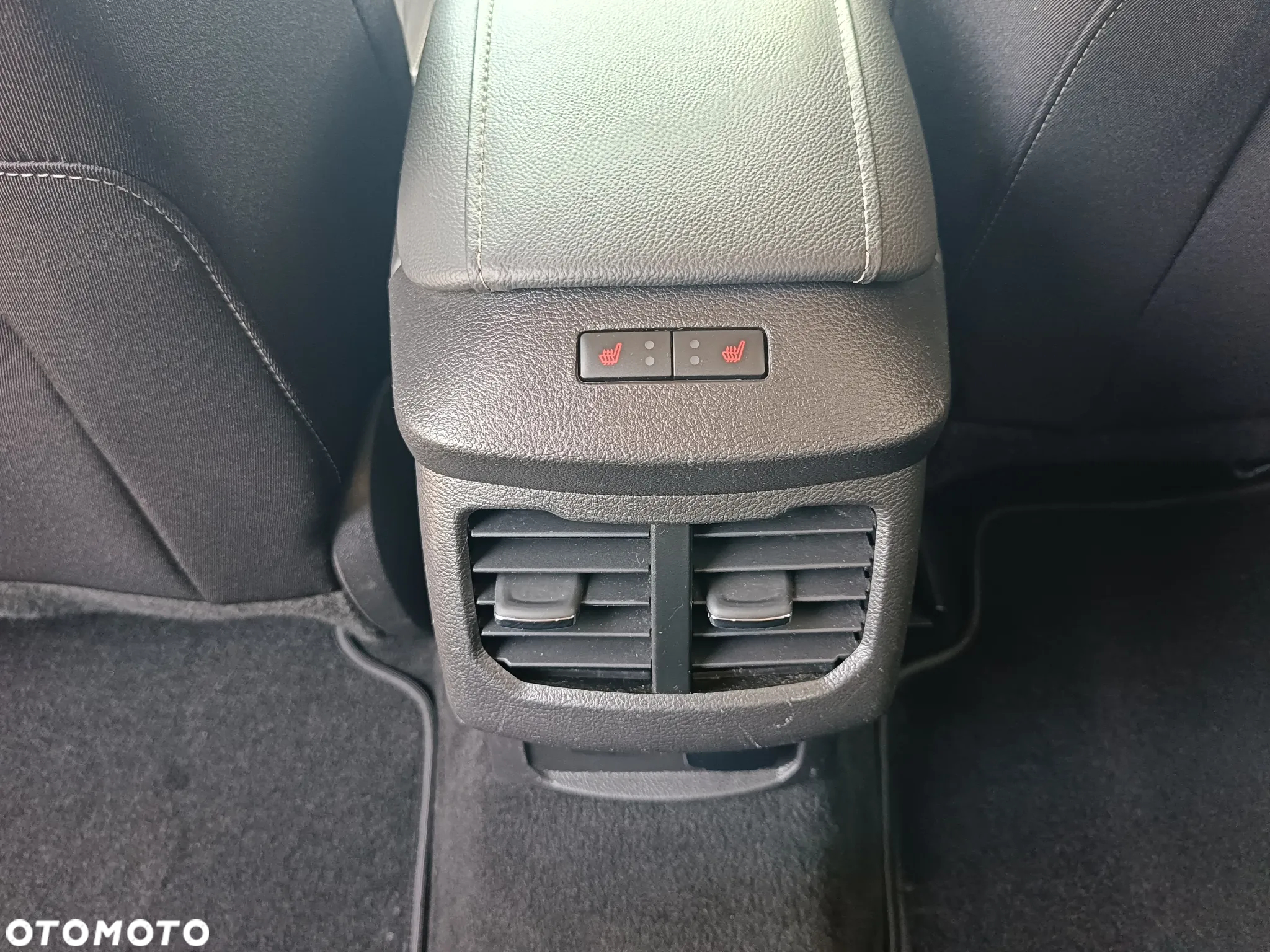 Ford Mondeo 1.5 EcoBoost Titanium - 29