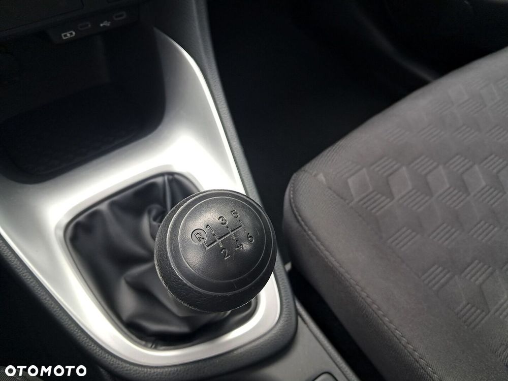 Toyota Yaris 1.5 Active - 23