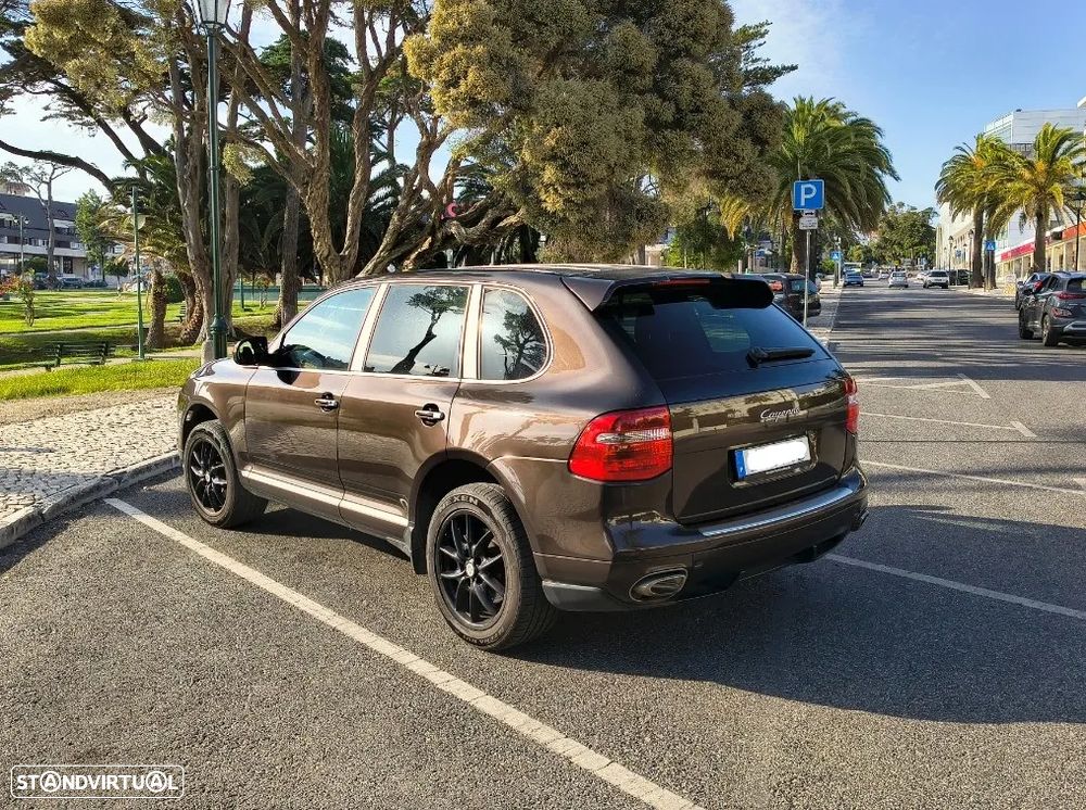 Porsche Cayenne Tiptronic S - 4