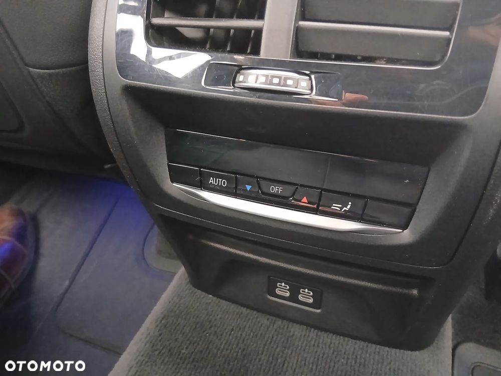 BMW X3 xM40d mHEV - 27