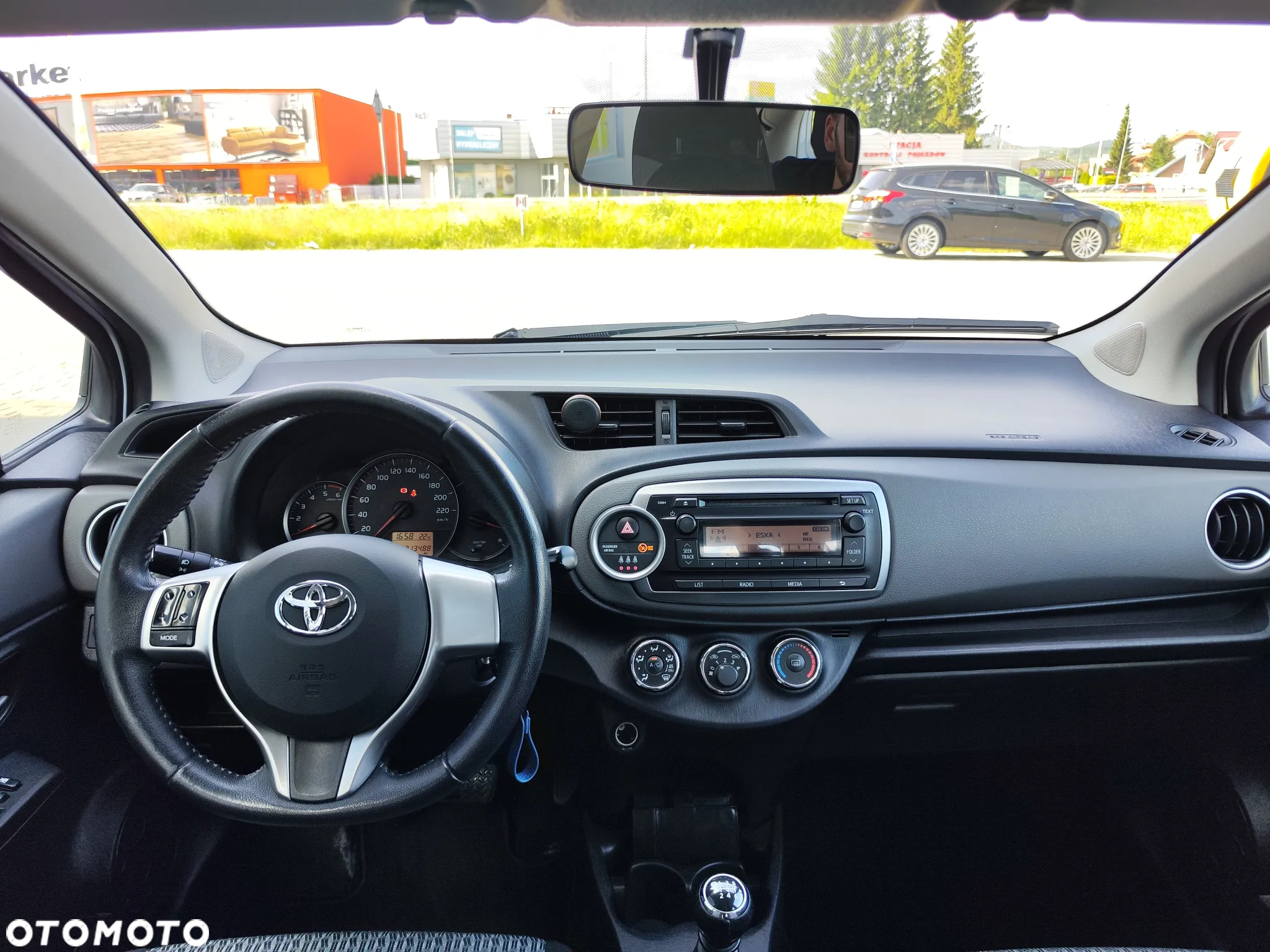 Toyota Yaris - 21