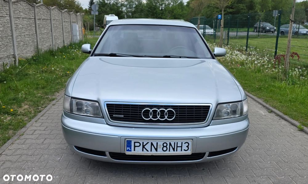 Audi A8 - 3