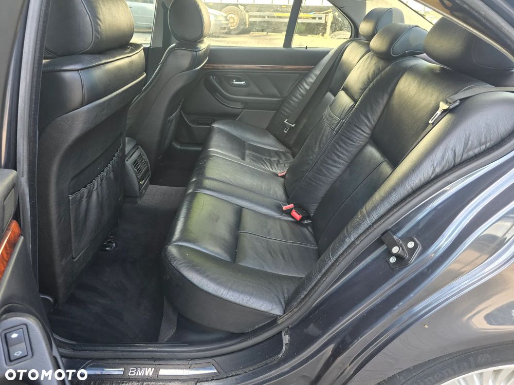 BMW Seria 5 520i - 9