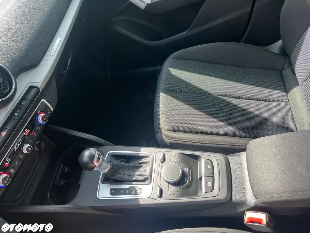 Audi Q2 35 TFSI Sport S tronic - 10