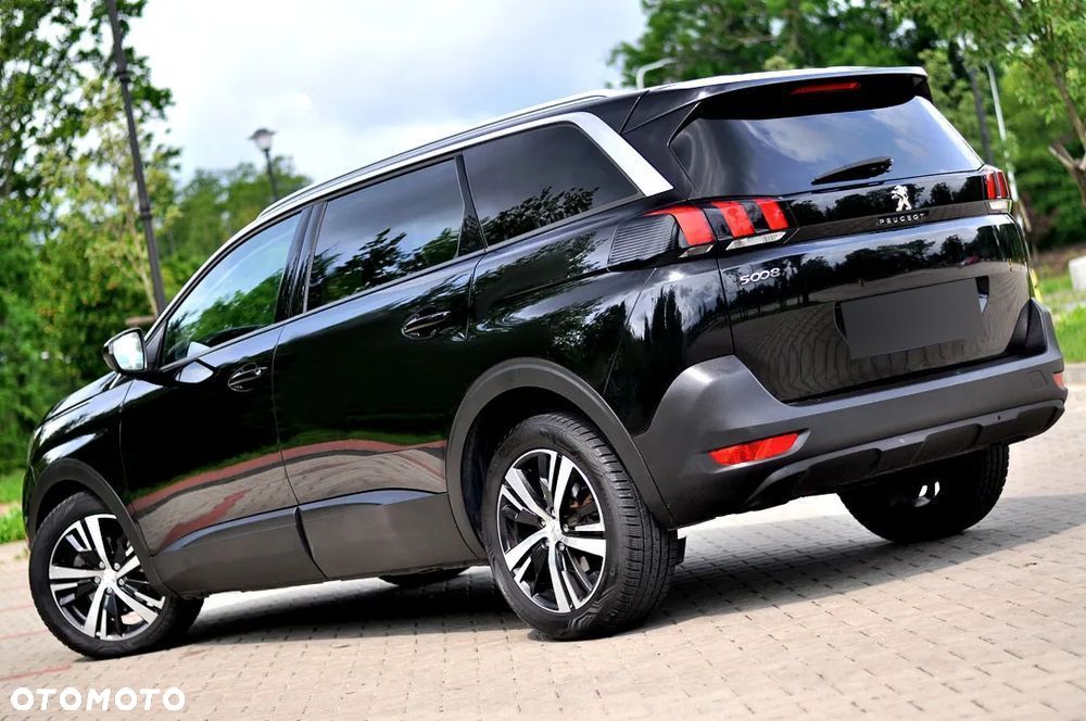 Peugeot 5008 1.6 BlueHDI Allure S&S EAT6 - 3