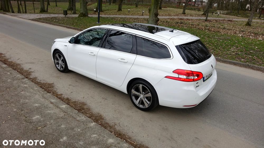 Peugeot 308 - 30