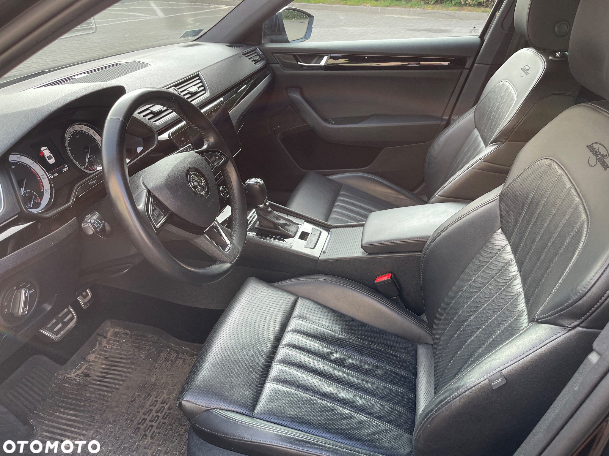 Skoda Superb 2.0 TSI 4x4 L&K DSG - 8