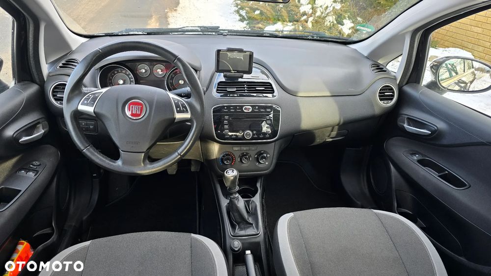 Fiat Punto 2012 - 11
