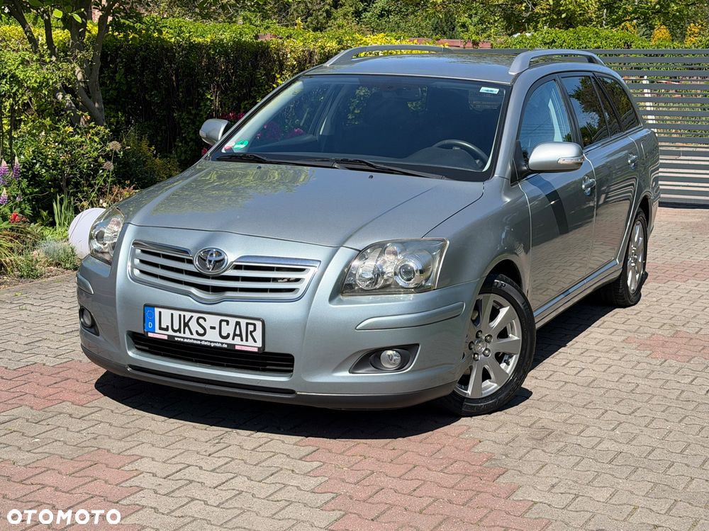 Toyota Avensis 1.8 VVT-i Edition - 1