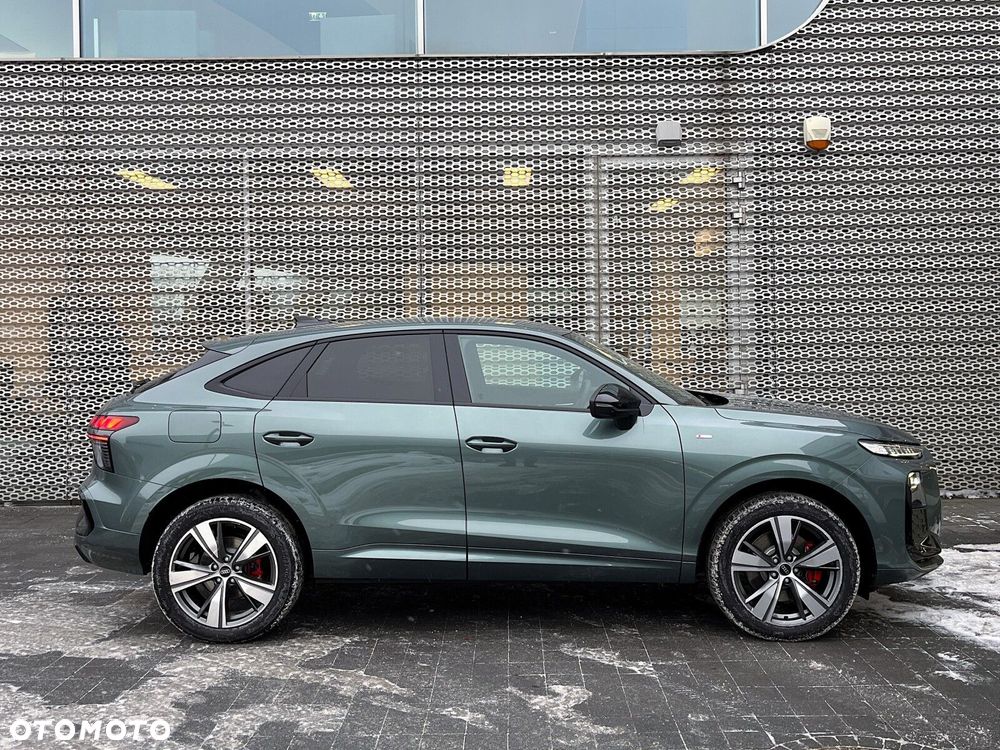 Audi Q3 Sportback - 2