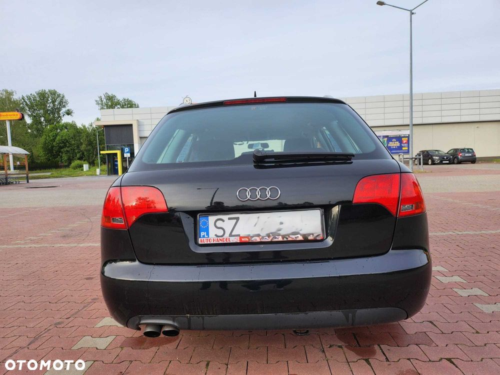 Audi A4 Avant - 4