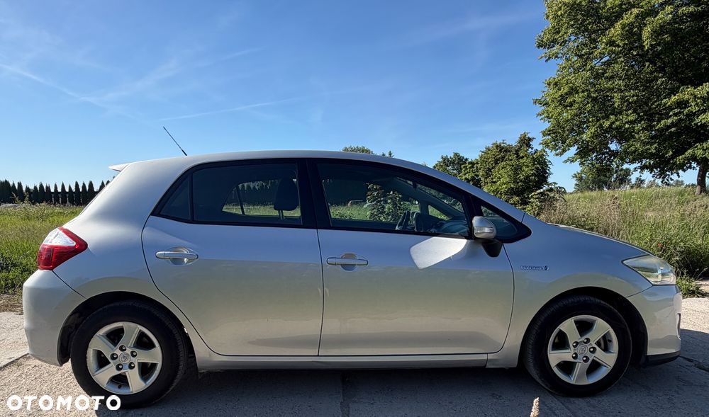 Toyota Auris 1.8 HSD Sol - 6