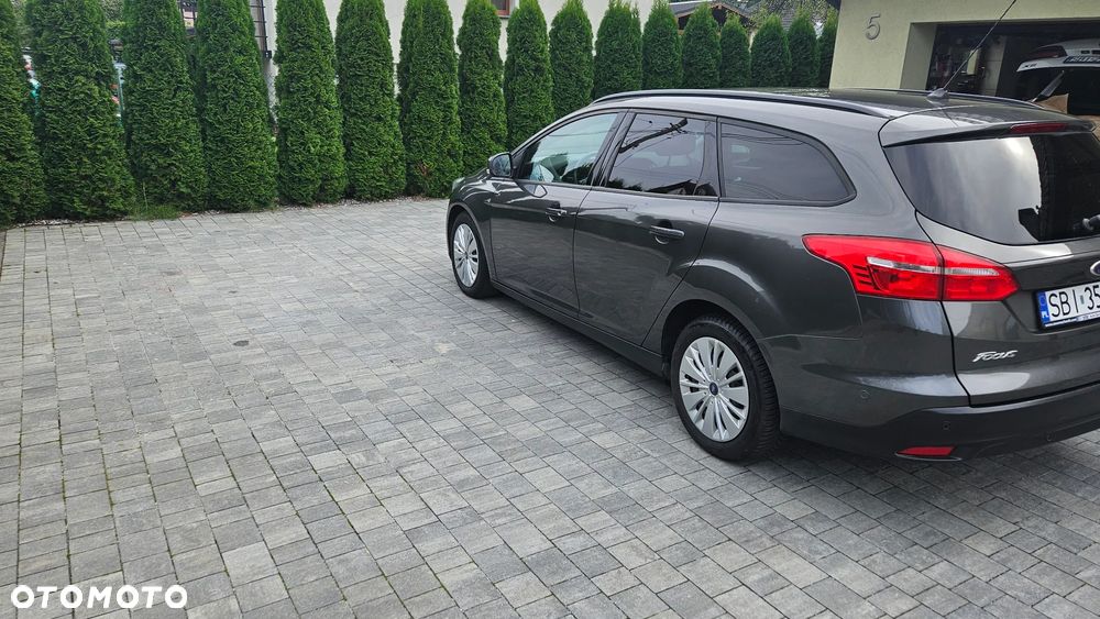 Ford Focus 1.0 EcoBoost Start-Stopp-System TITANIUM X - 4
