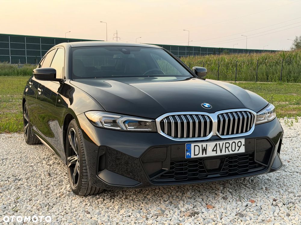 BMW Seria 3 320d xDrive mHEV M Sport - 4