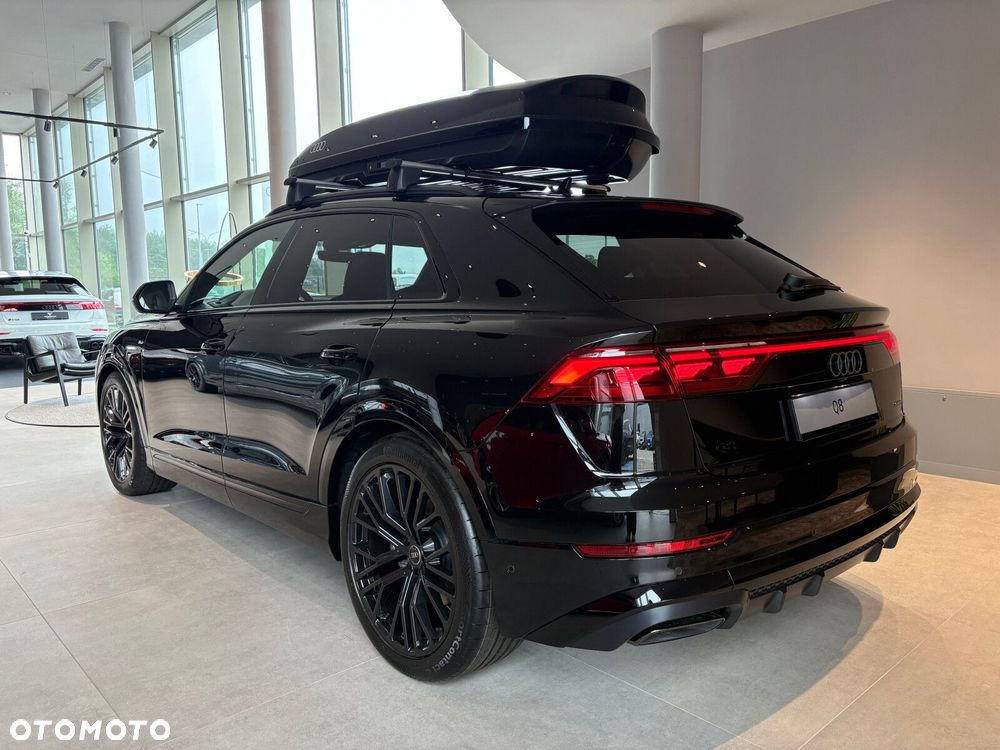 Audi Q8 - 6