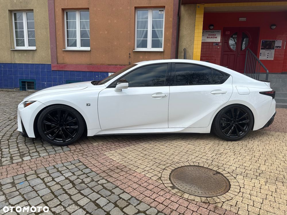 Lexus IS - 3