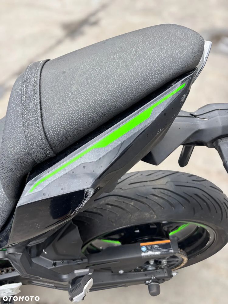 Kawasaki Z 650 - 12