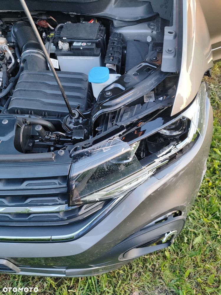 Volkswagen T-Cross 1.0 TSI Active DSG - 9