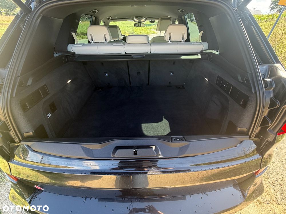 BMW X5 xDrive40i - 9