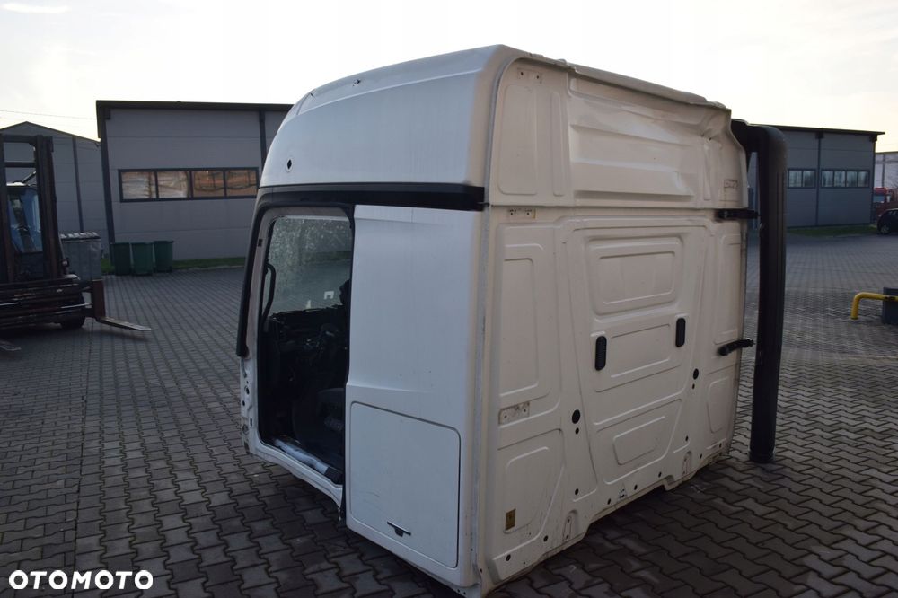SZKIELET KABINA MERCEDES ACTROS MP4 GIGA SPACE - 3