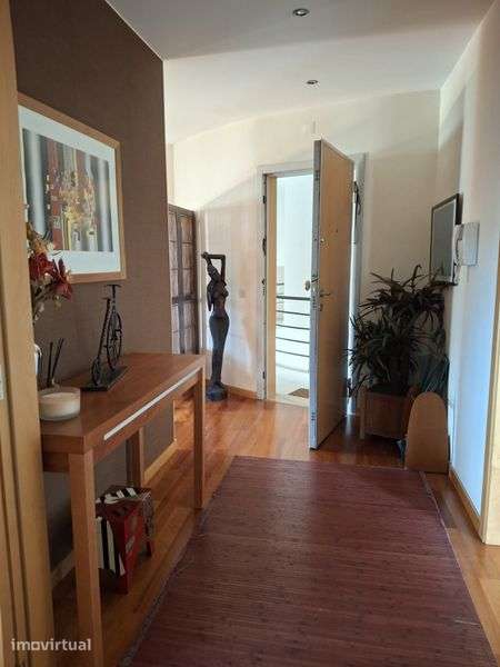 Apartamento T3 com Garagem - Grande imagem: 4/11