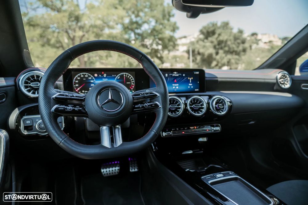 Mercedes-Benz CLA 250 e Shooting Brake AMG Line - 15