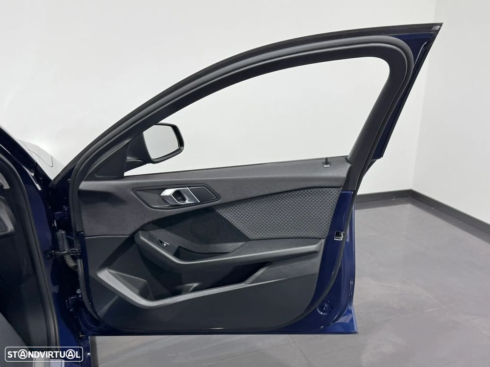 BMW 116 d EDynamics Advantage - 38