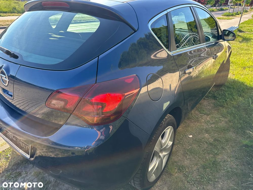 Opel Astra 1.4 Turbo Innovation - 9