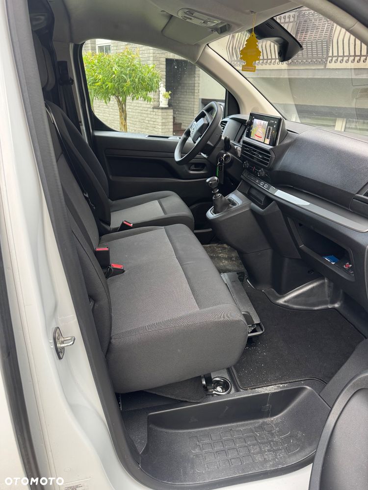 Opel Vivaro - 19