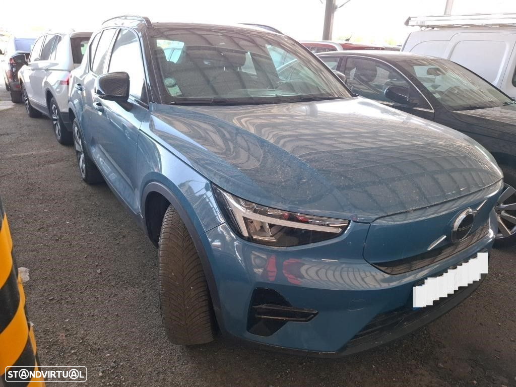 Volvo XC 40 Recharge Plus - 4
